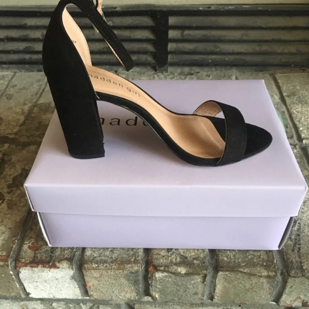 Madden girl  sandals size 7